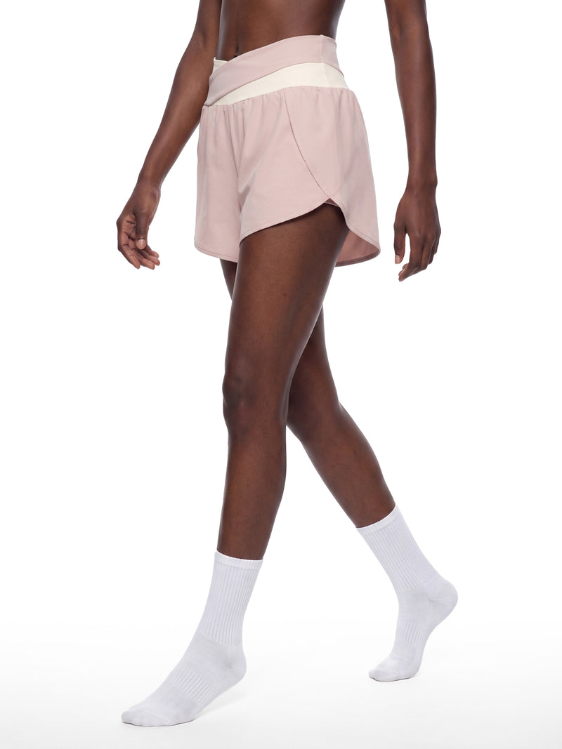 ASC01 WOMEN'S YOGA PANELLED SHORTS (LIGHT PINK / APRICOT), alternate view